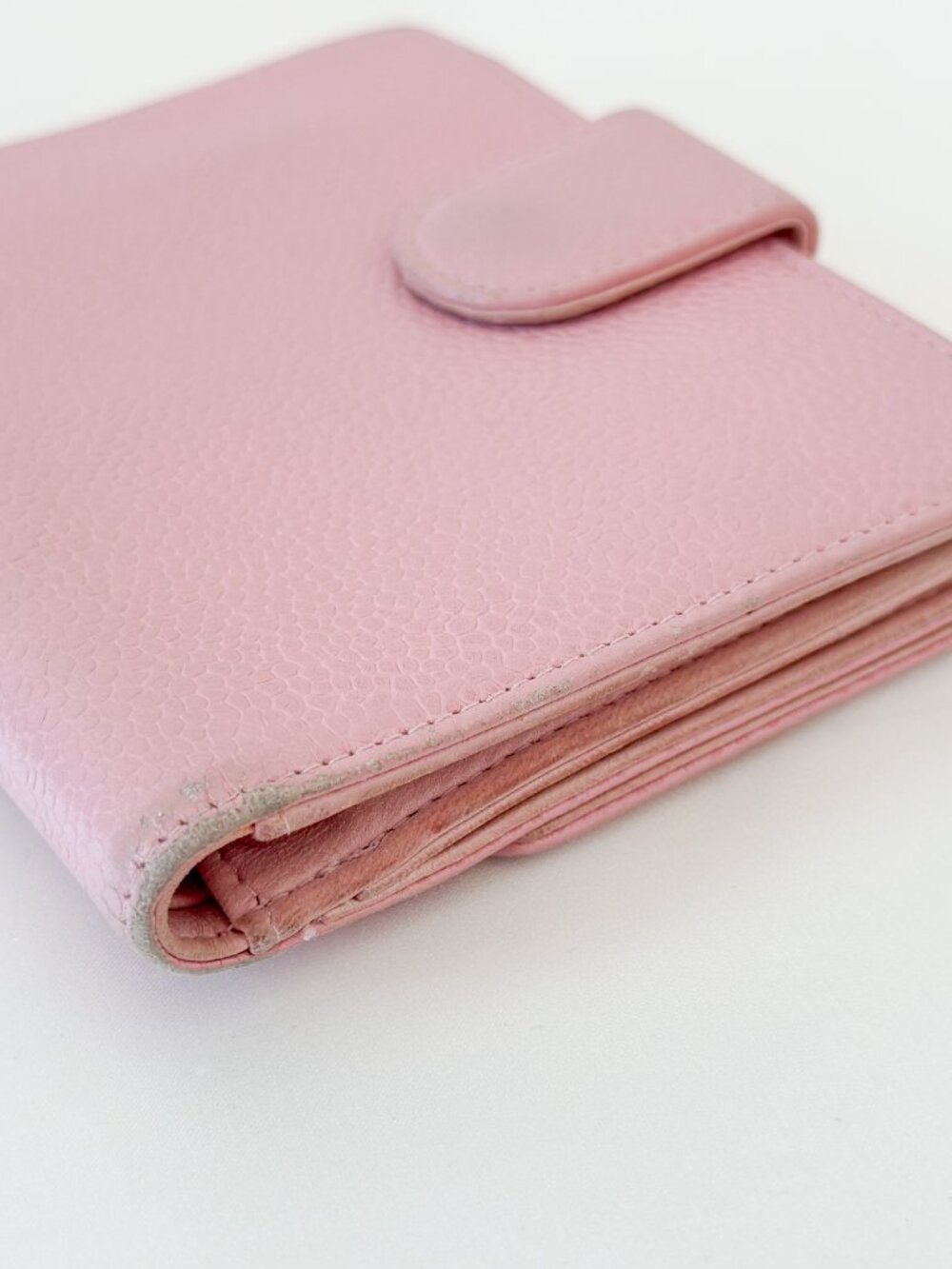 Chanel Caviar Wallet Pink - Picture 4 of 15
